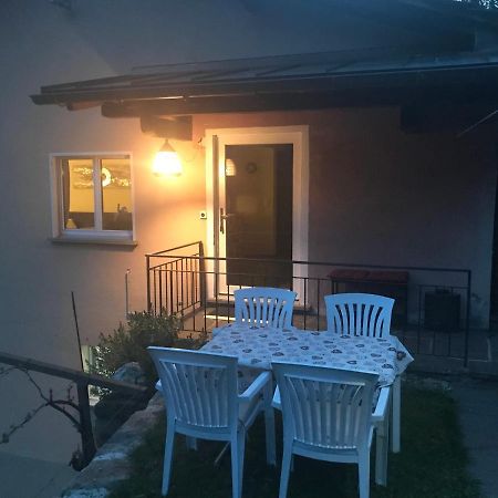 Casa Immersa Nel Vigneto Roveredo Exterior foto
